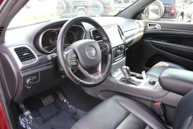 Used 2021 Red Jeep Limited image 3