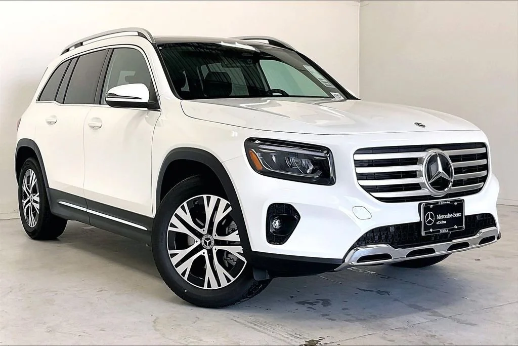 New 2026 Polar White Mercedes-Benz GLB 250 image 13
