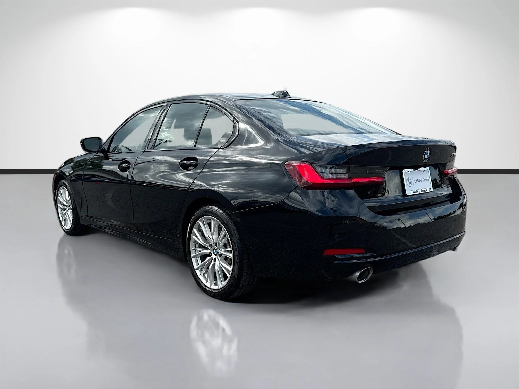 Used 2023 Jet Black BMW 330i image 5