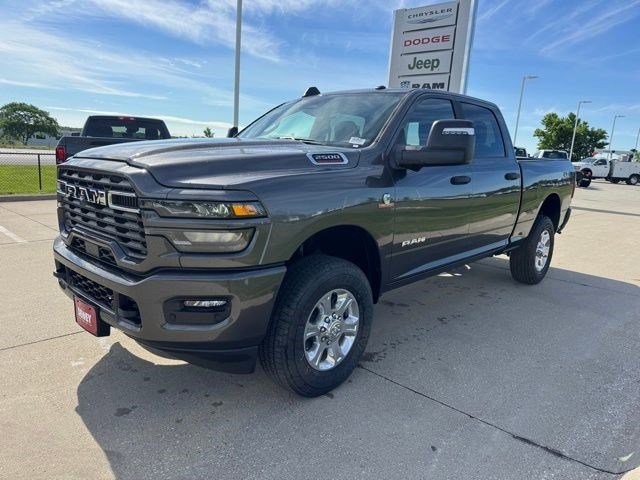 New 2026 Granite Crystal Metallic Clearcoat RAM Big Horn image 3