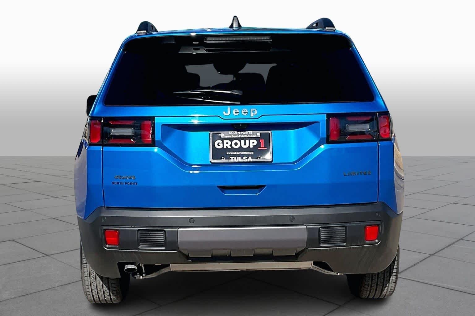 New 2026 Hydro Blue Pearl-Coat Exterior Paint Jeep Limited image 4
