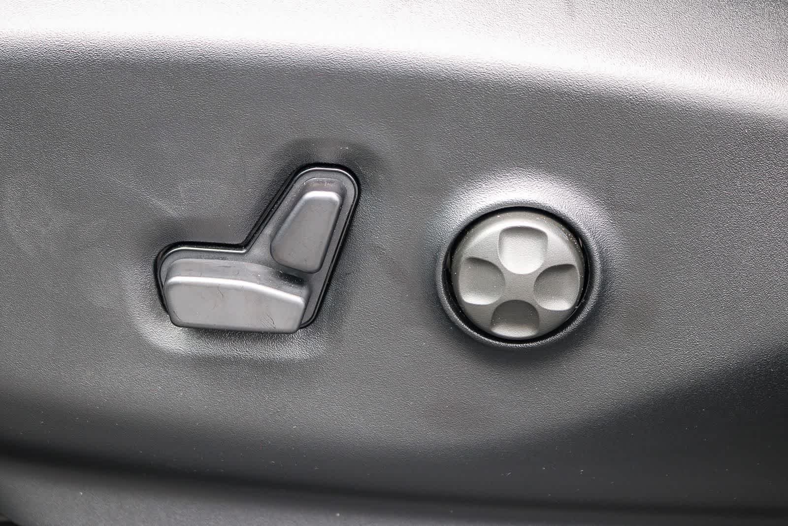 2026 Chrysler Pacifica Limited - Photo 25