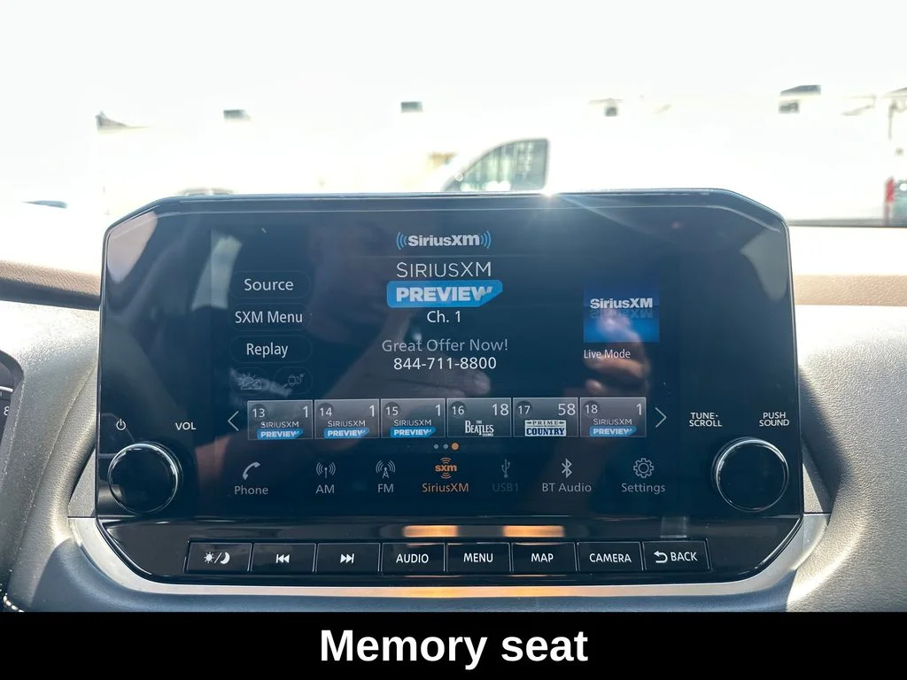 Used 2023 Gray Nissan SL image 17