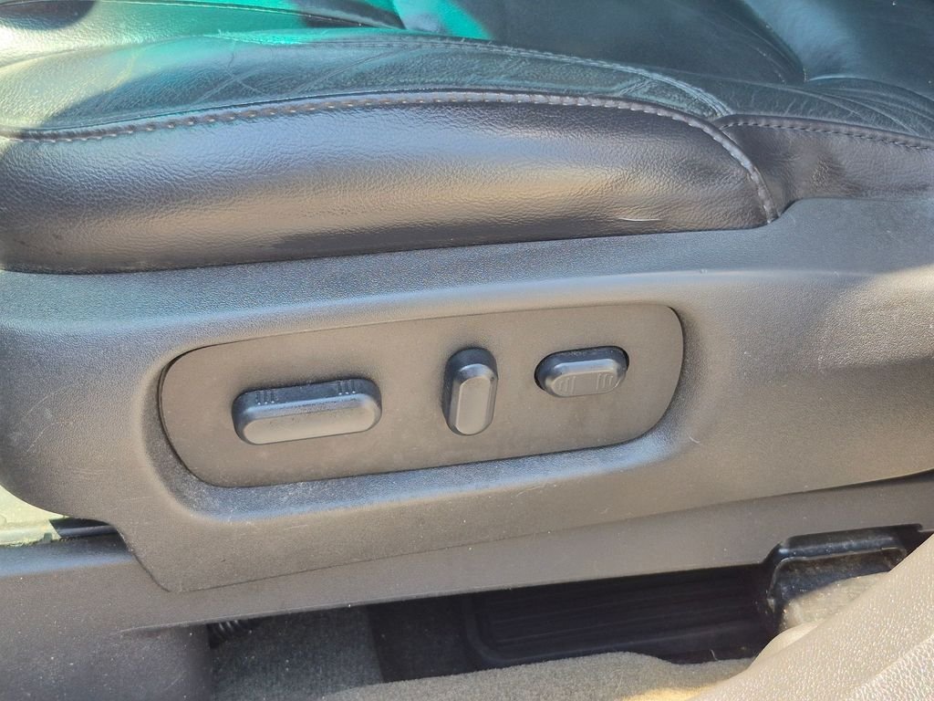 Used 2013 Black Ford XLT image 15