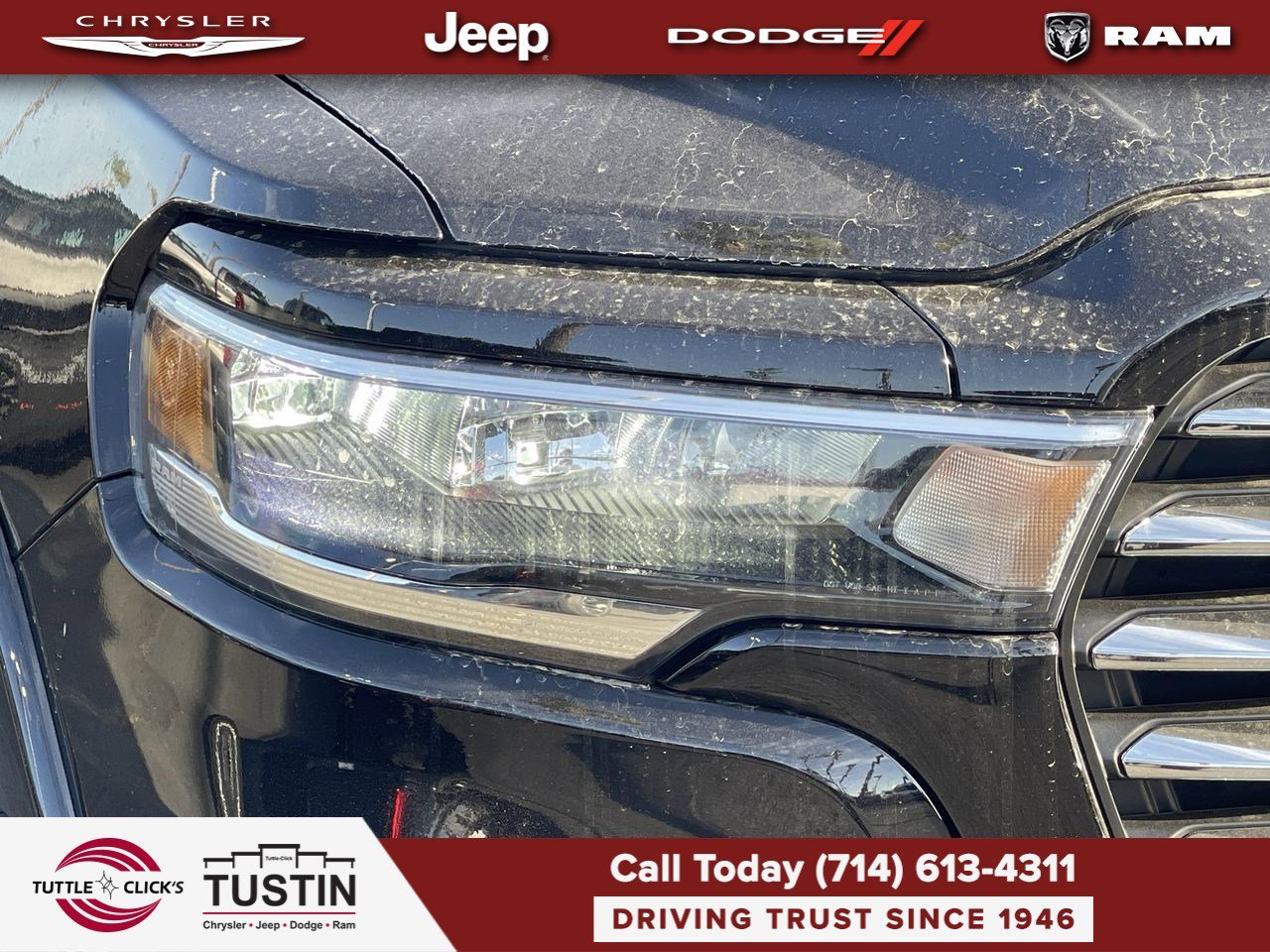 New 2026 Diamond Black Crystal Pearl-Coat Exterior Paint RAM Laramie image 7