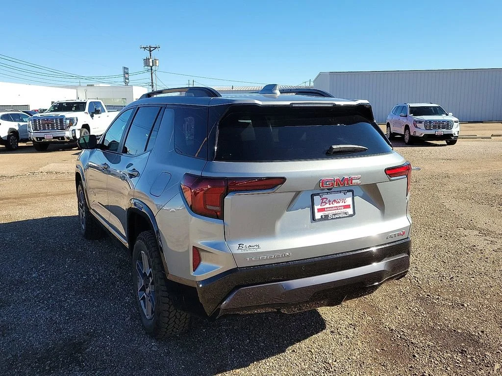 2026 GMC Terrain AT4 - Photo 8