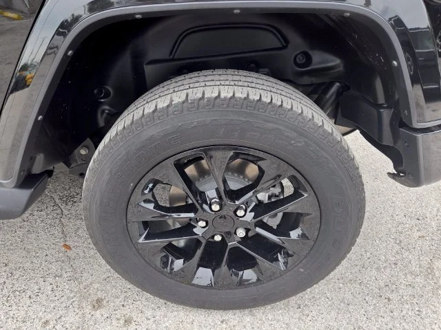 Certified Used 2022 Black Jeep Unlimited Sahara High Altitude image 20