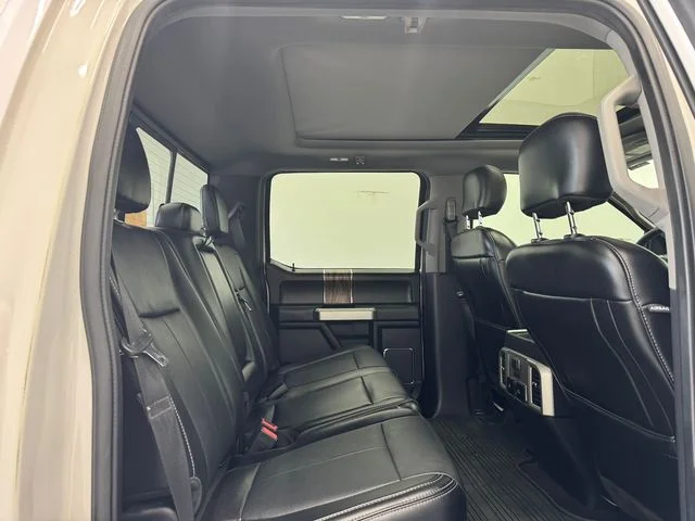 Used 2019 White Platinum Clearcoat Metallic Ford Lariat image 20