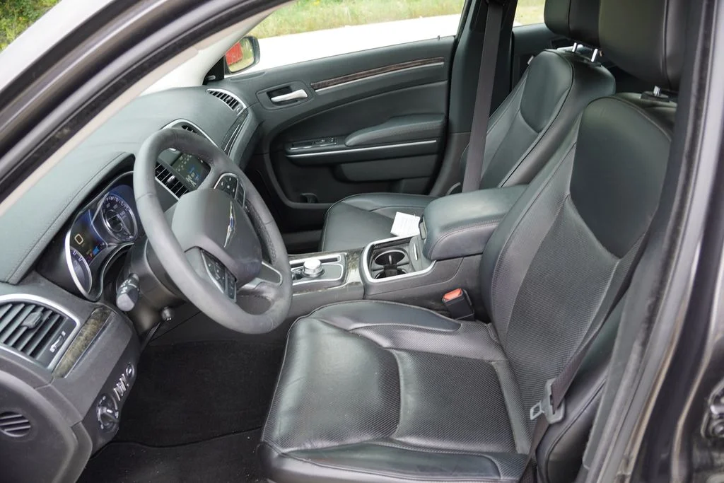 Certified Used 2023 Gray Chrysler Touring image 5