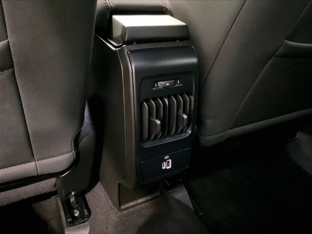 Used 2024 Gray Cray Dodge R/T image 27