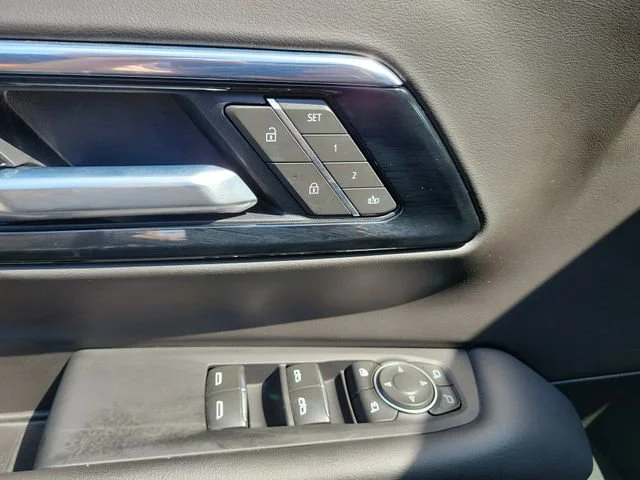 2025 Chevrolet Tahoe Premier - Photo 26