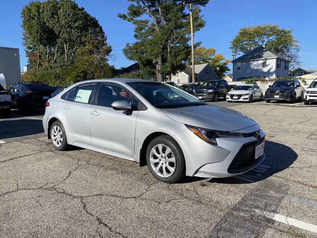 2027 Toyota Corolla LE