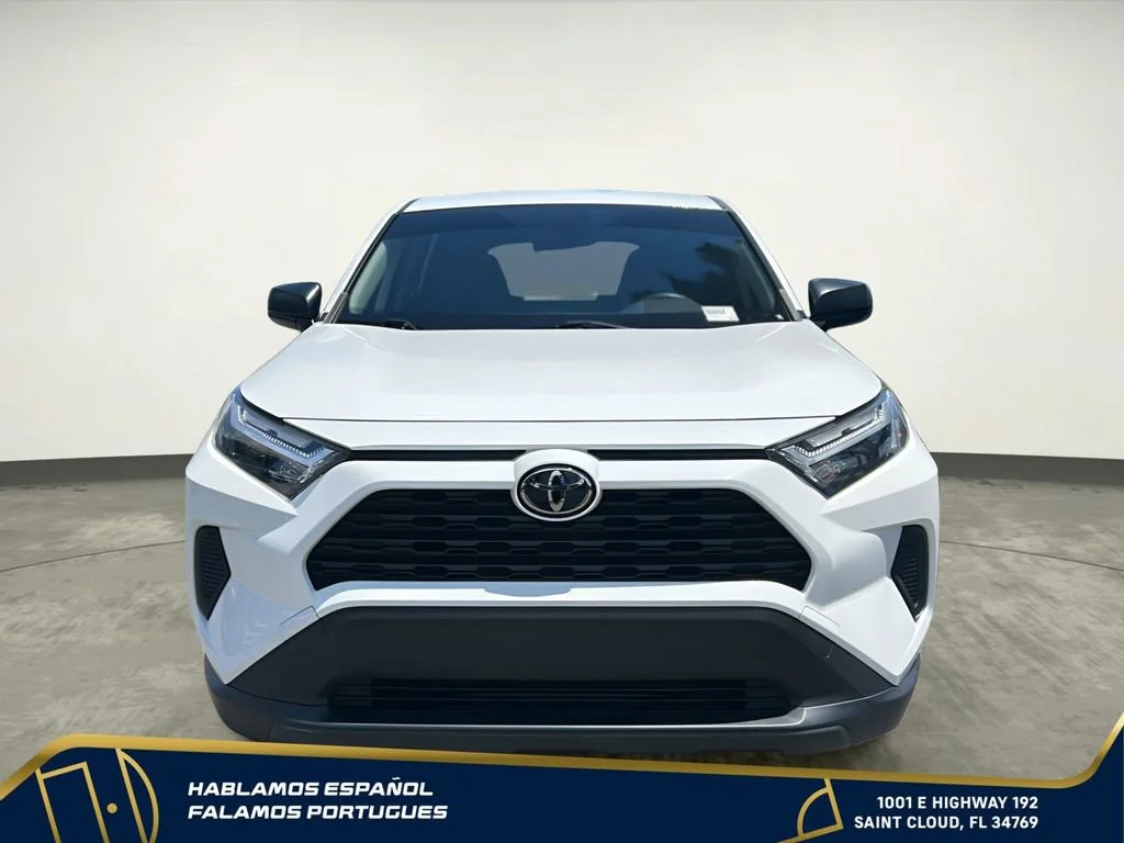Used 2023 White Toyota LE image 9