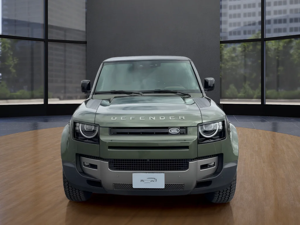 New 2026 Green Land Rover S image 2