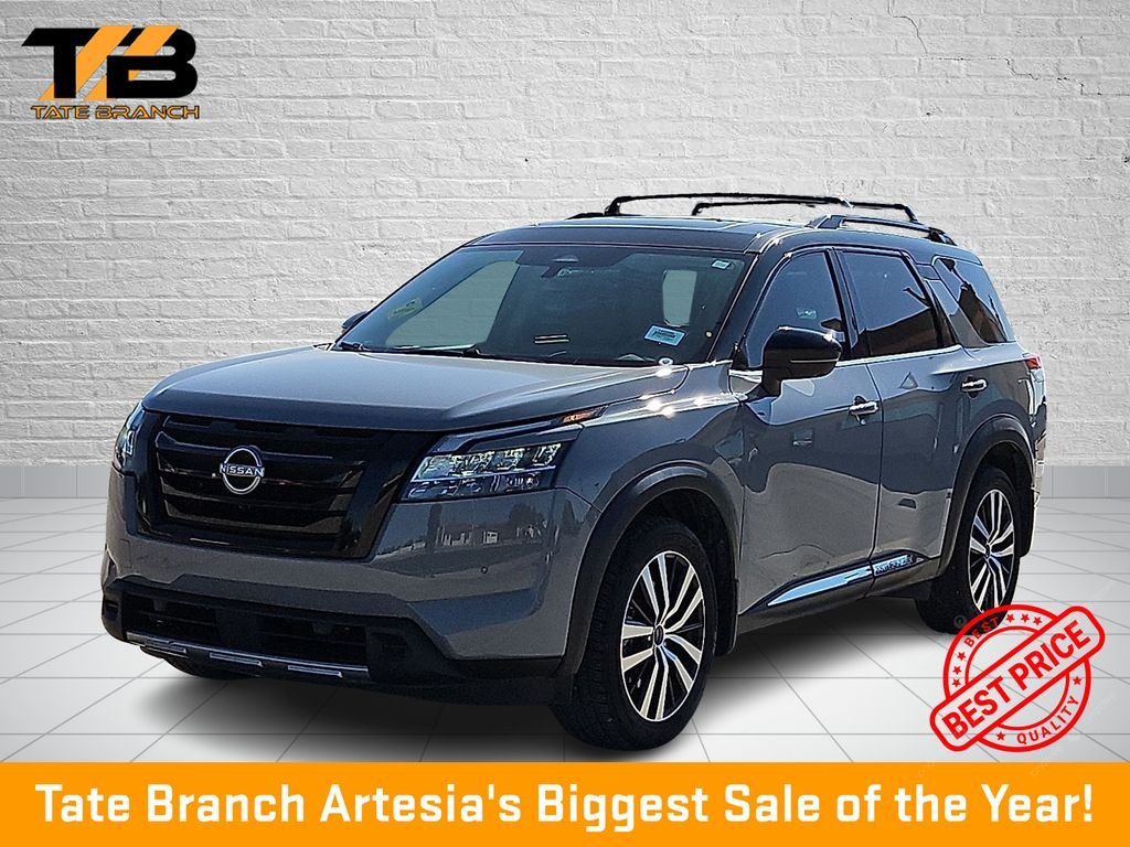 2023 Nissan Pathfinder Platinum 2WD's photo