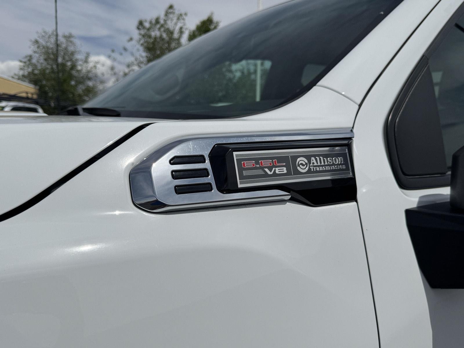 2025 GMC Sierra 2500HD Pro - Photo 13