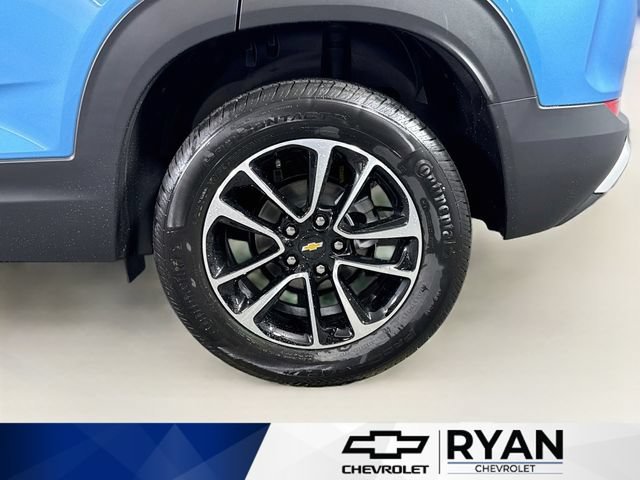 New 2026 Marina Blue Metallic Chevrolet LT image 29