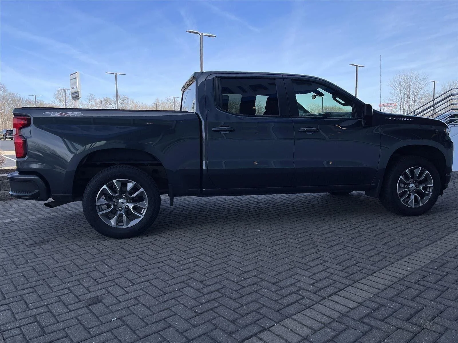 Used 2022 Shadow Gray Metallic Chevrolet RST image 6