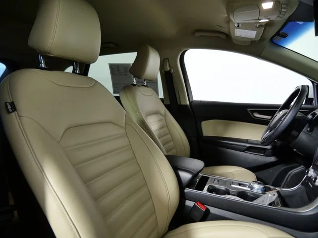 Used 2024 White Ford SEL image 11