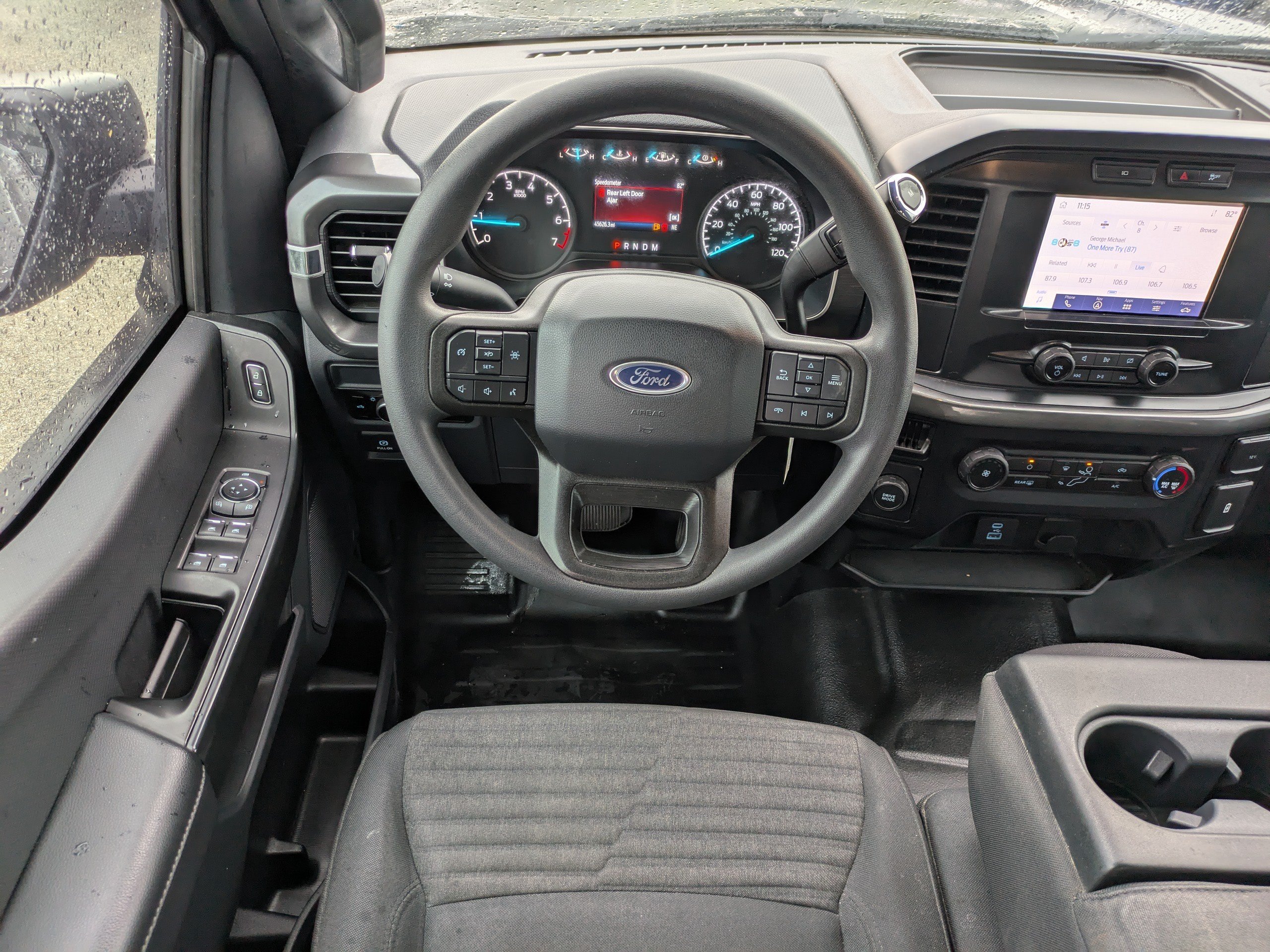 Used 2023  Ford XL image 15