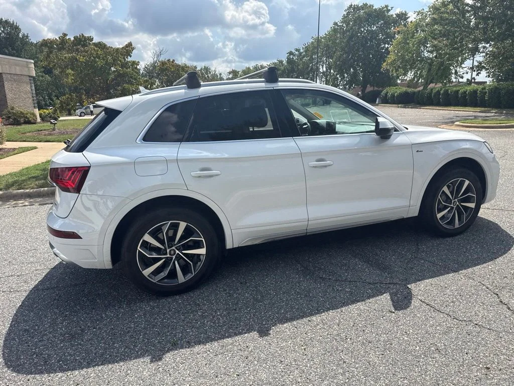 Used 2022  Audi 45 S line Premium image 12