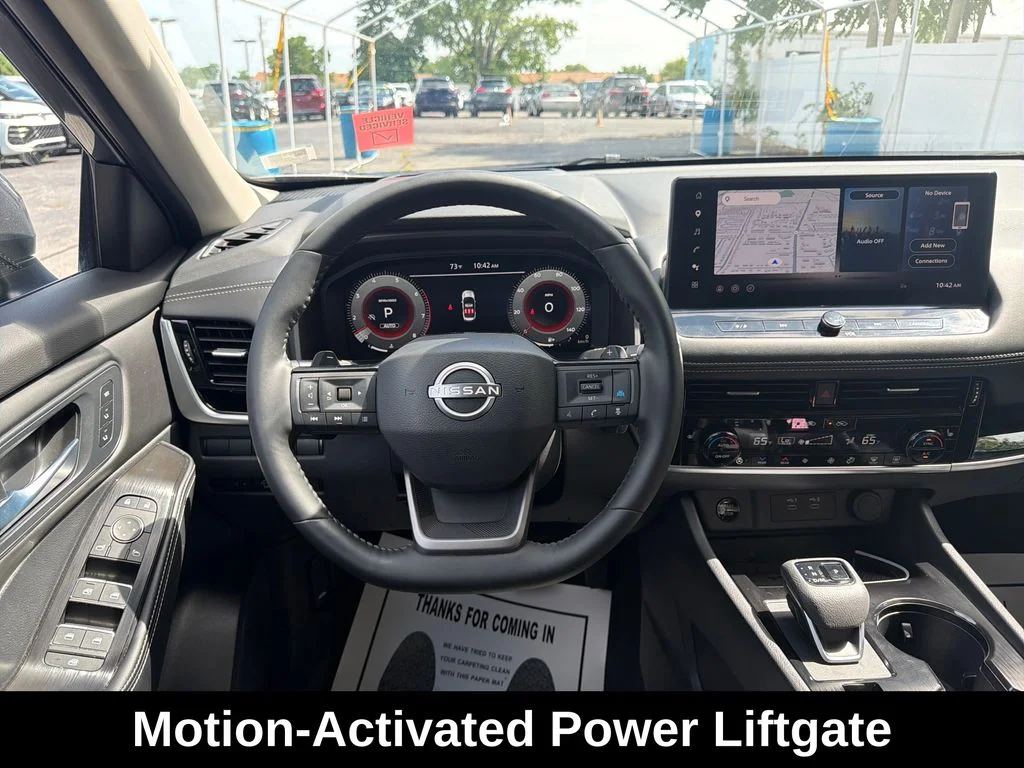 Used 2025 Gray Nissan SL image 17