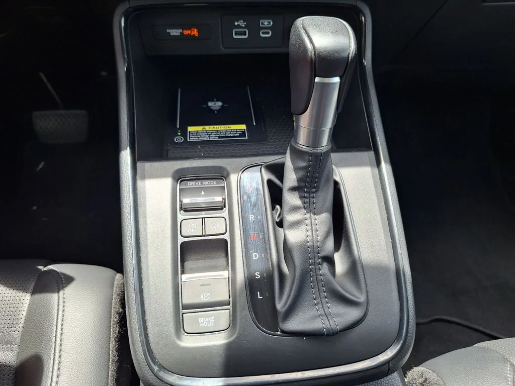 Used 2025 Black Honda EX-L image 18