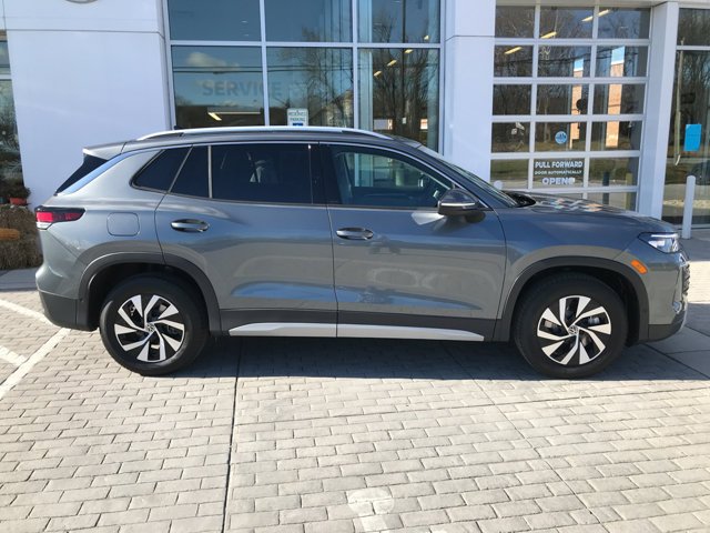 2026 Volkswagen Tiguan S - Photo 8