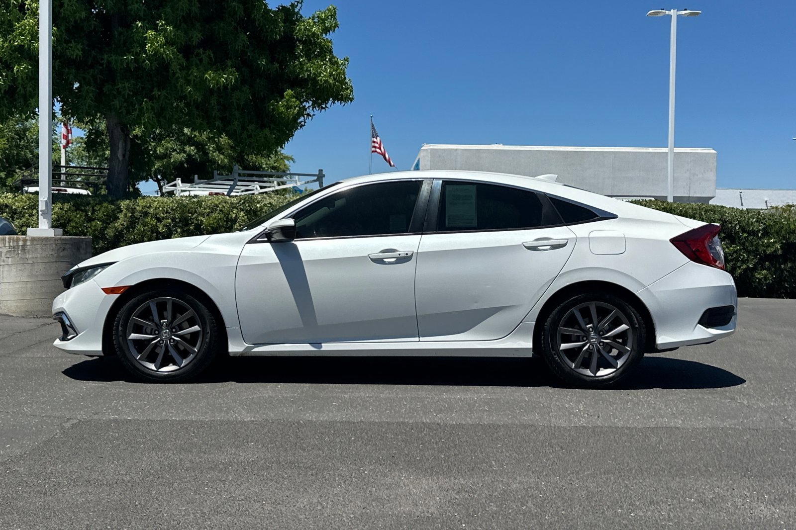Used 2020 White Honda EX image 7