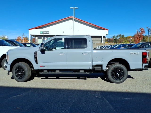 New 2027 Glacier Gray Metallic Tri-Coat Ford F-250® Lariat® image 3
