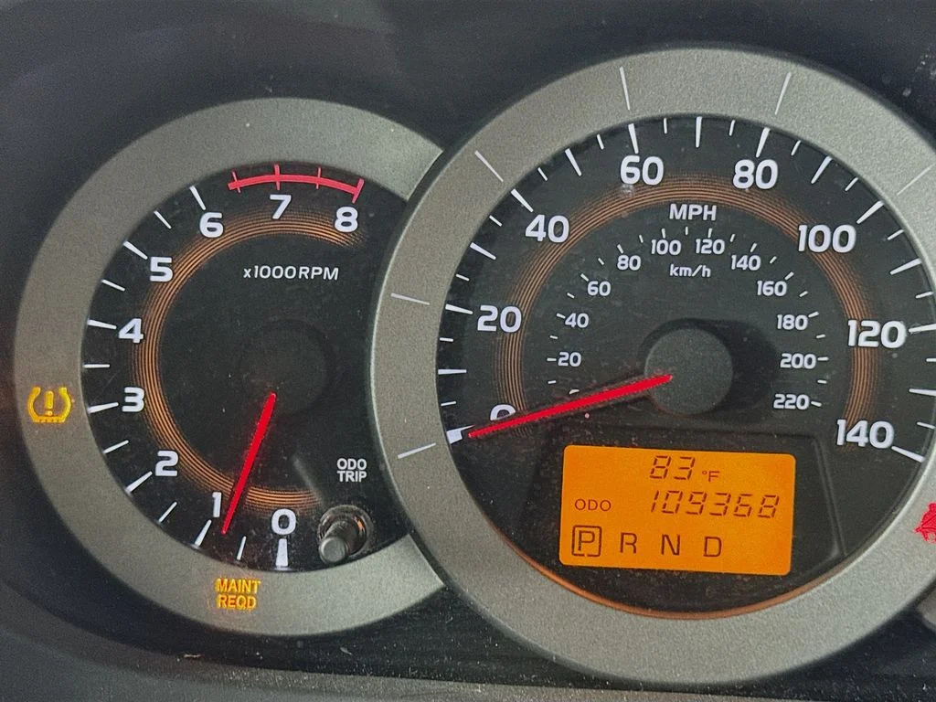 Used 2010 Blue Toyota Base image 14