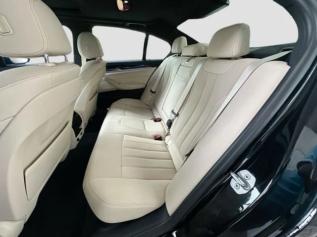 Used 2023 Black BMW 530i image 24