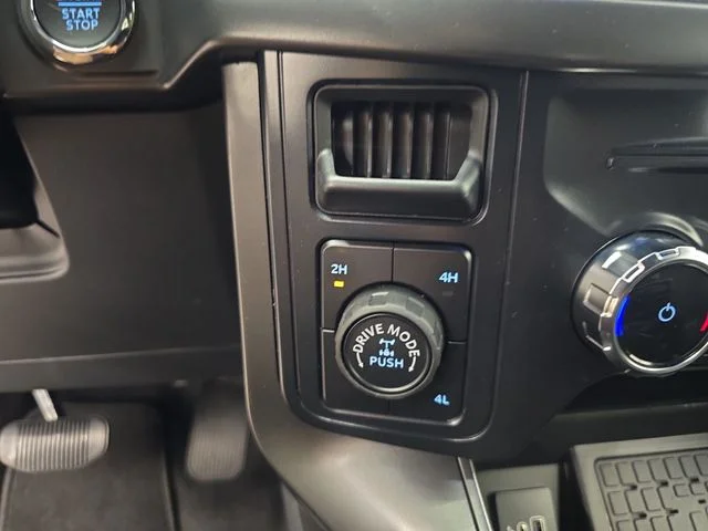 New 2026 Iconic Silver Metallic Ford Tremor® image 33