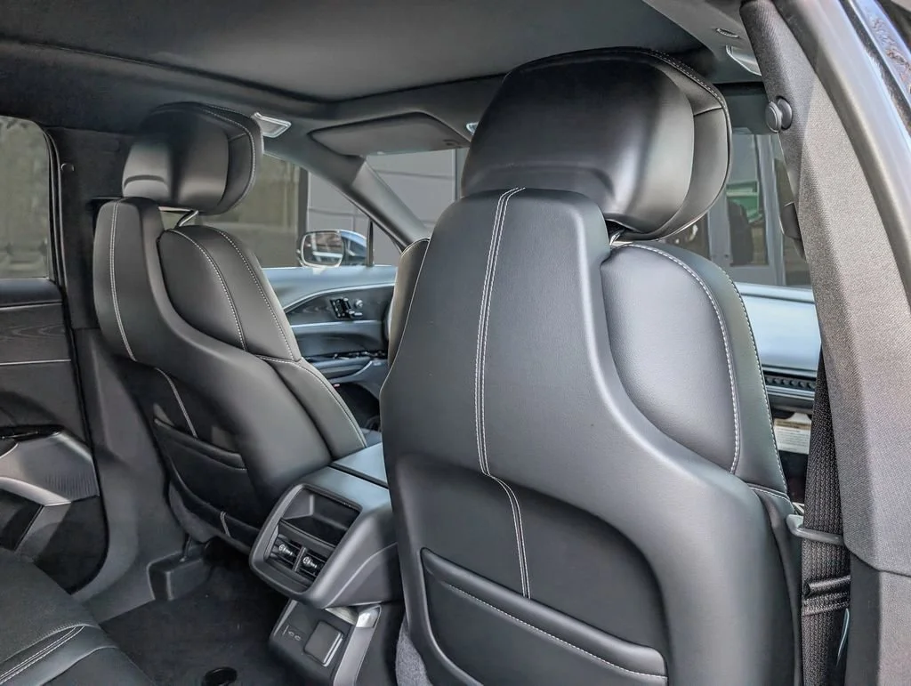 2026 Cadillac LYRIQ Premium Sport - Photo 19