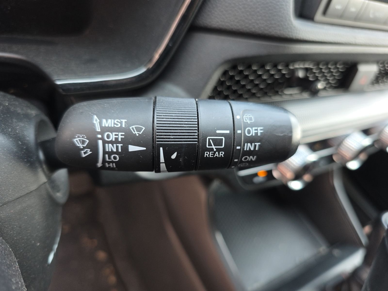Used 2024  Honda Sport image 29