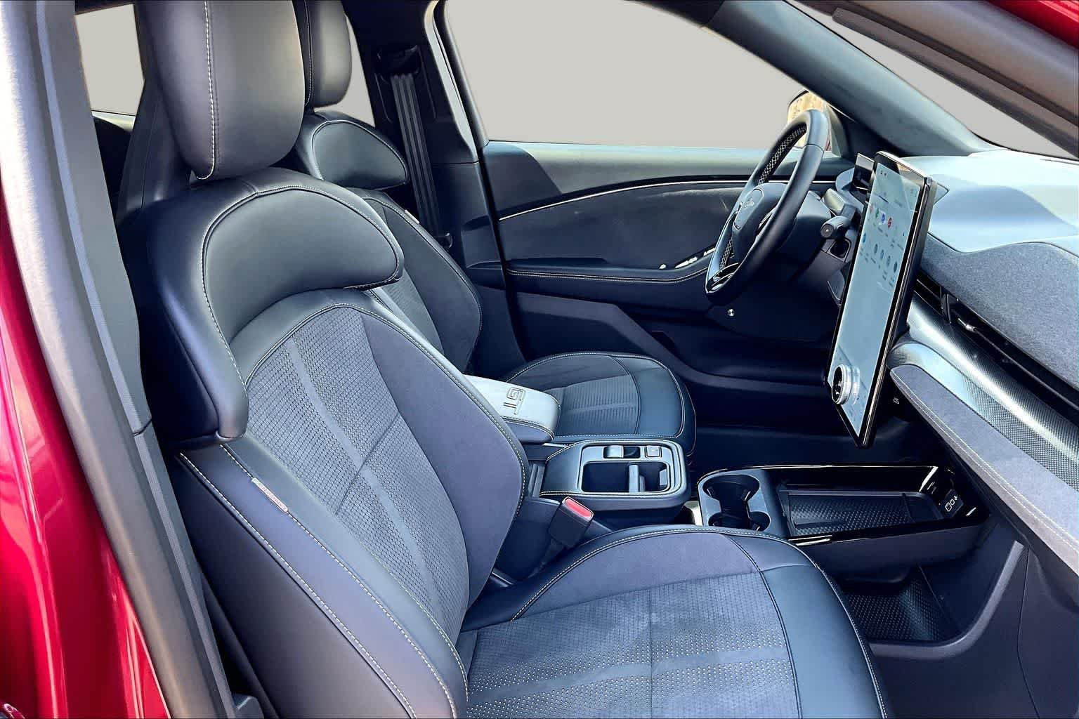 Used 2025 Molten Ford GT image 10