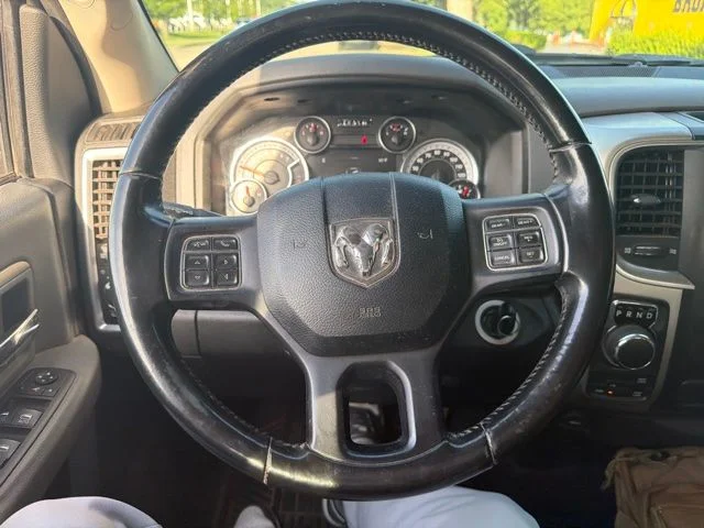 Used 2019 White Ram Warlock image 6