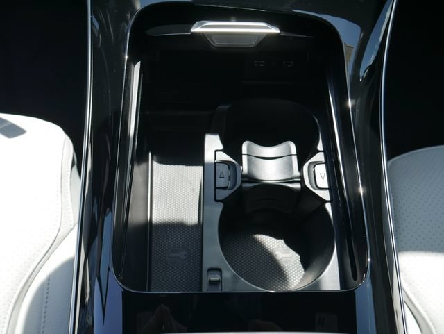 New 2026 Graphite Grey Metallic Mercedes-Benz C 300 image 37