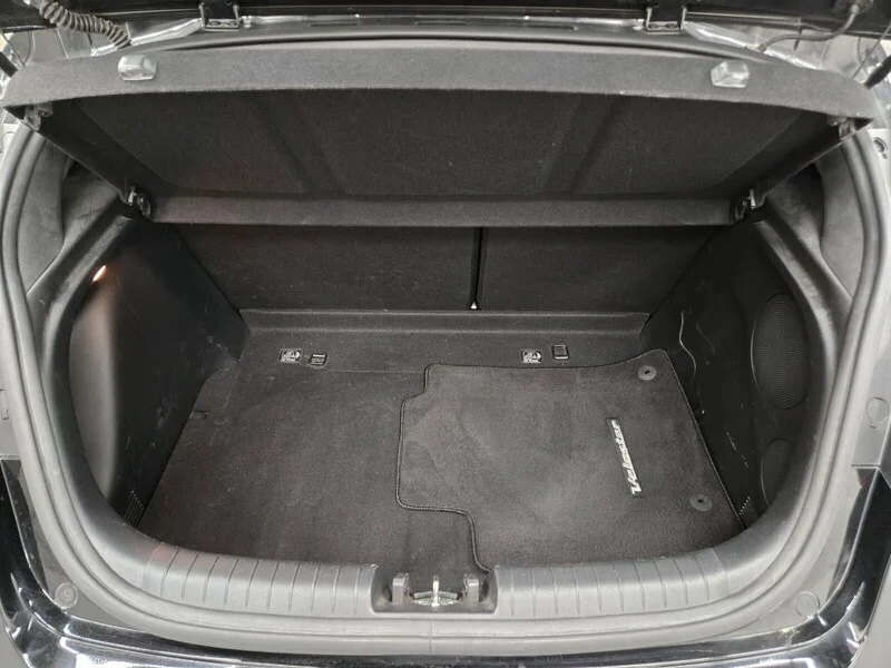 Used 2020 Ultra Black Hyundai 2.0 Premium image 8