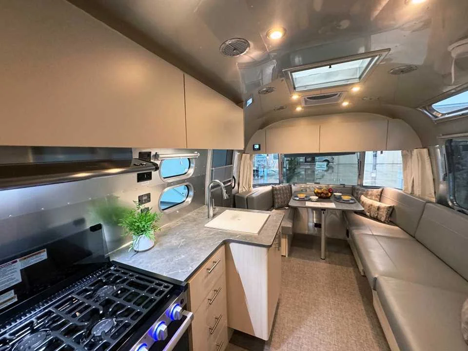 New 2026 SILVER AIRSTREAM  image 43
