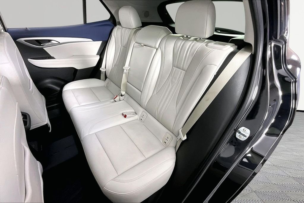 Used 2025 Black Buick Avenir image 21