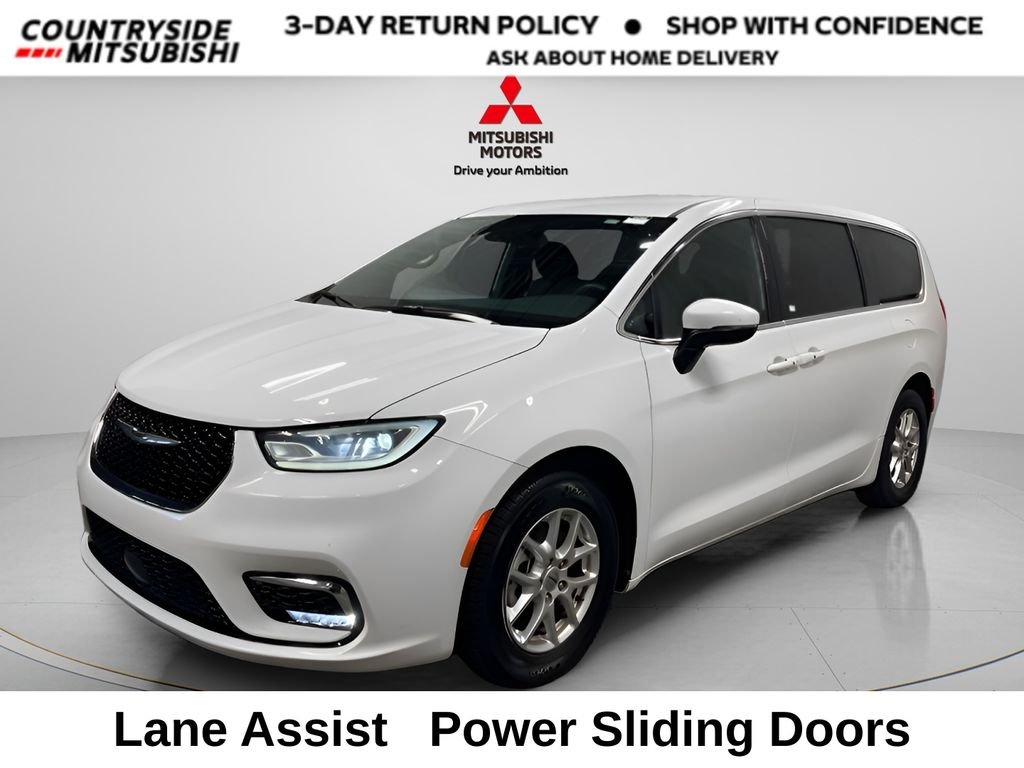 Used 2023 Bright White Clearcoat Chrysler Touring image 1