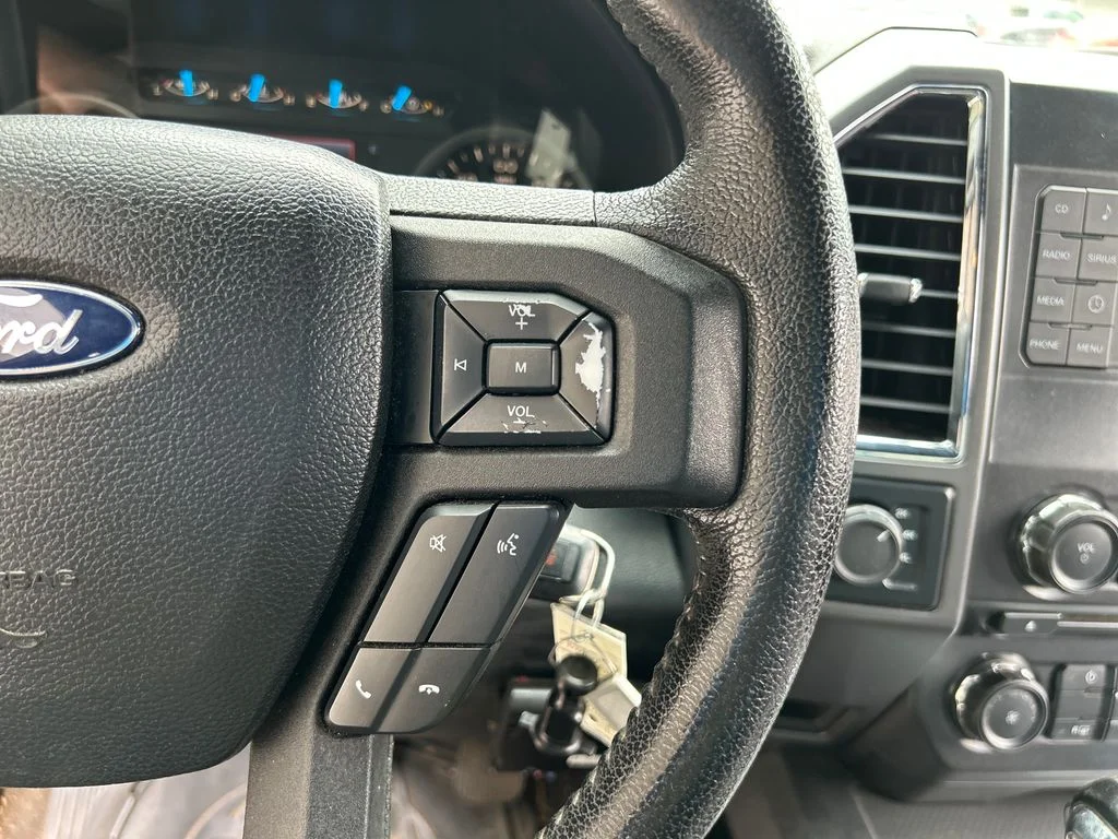 Used 2015 Gray Ford XLT image 20
