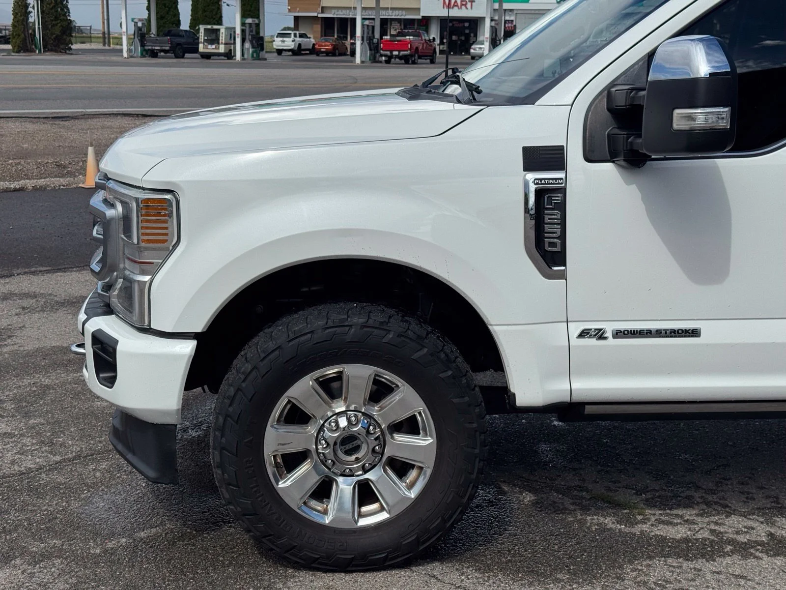 Used 2022 White Ford Platinum image 14