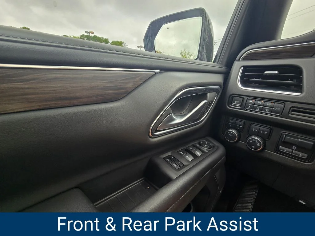 Used 2022 Gray Chevrolet Z71 image 23
