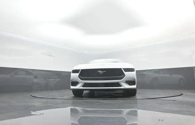 New 2026 Oxford White Ford EcoBoost® Fastback image 30