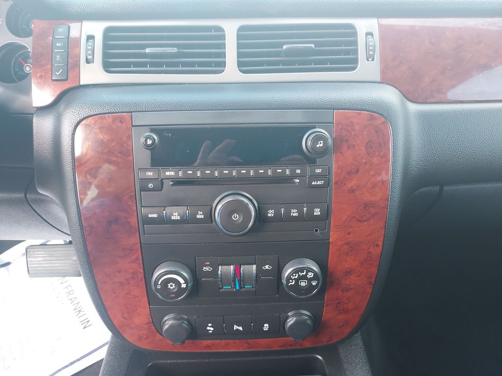 Used 2013 Black Chevrolet LS image 21