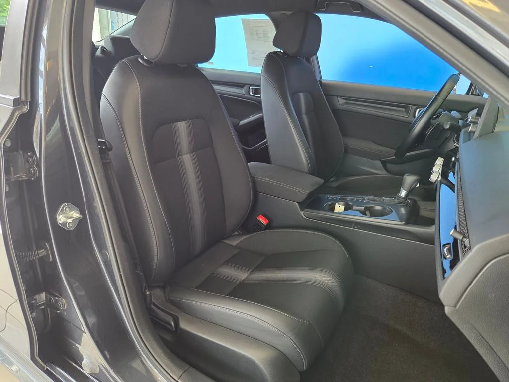 2025 Honda Civic Sport - Photo 19