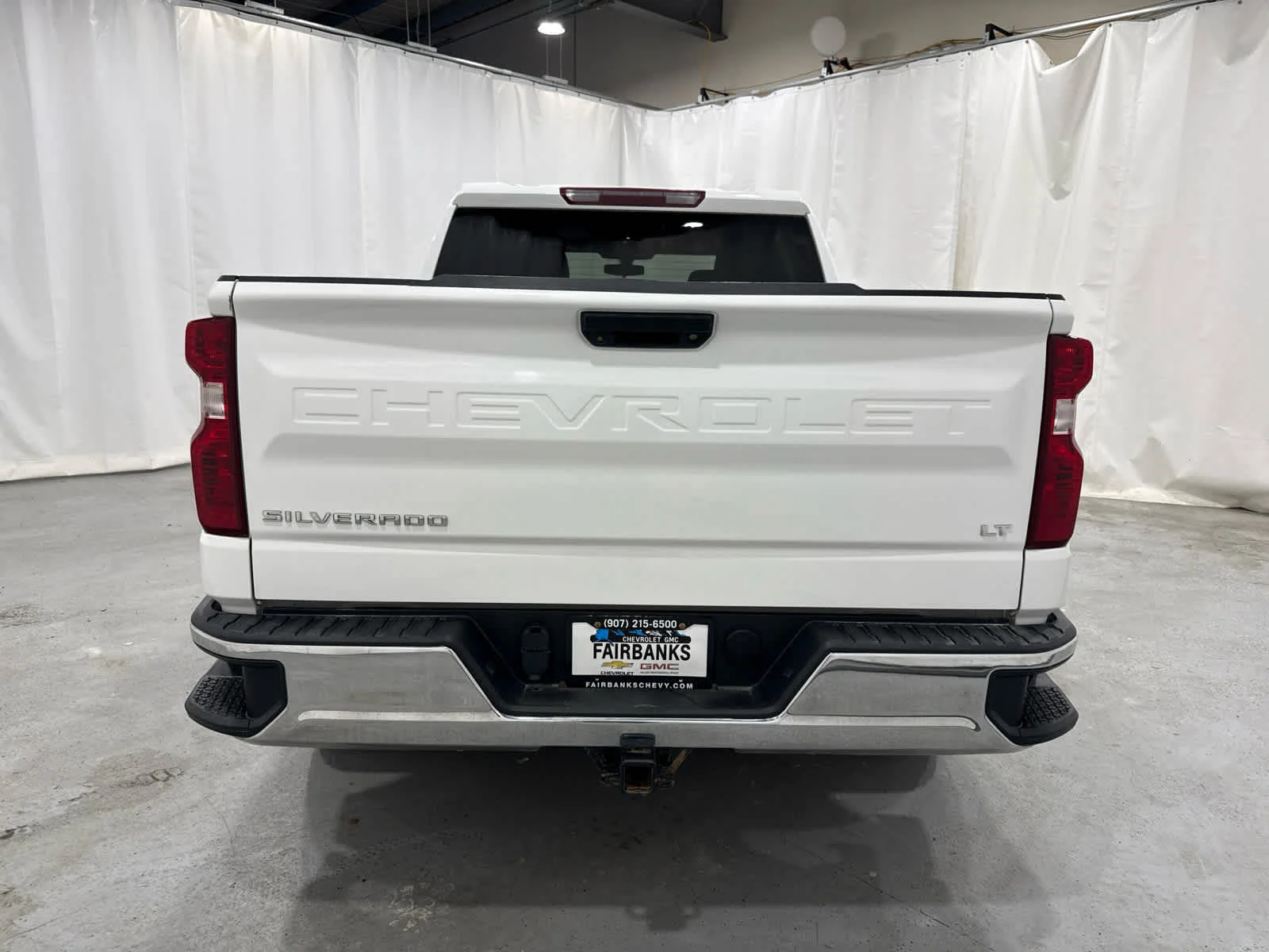 Used 2020 SUMMIT WHITE Chevrolet LT image 4