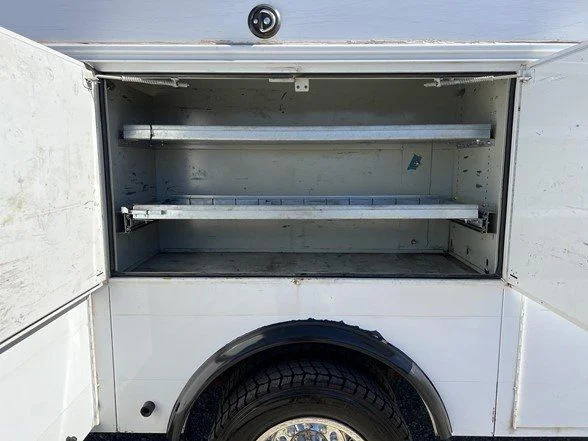 Used 2019 White Ford XL image 79